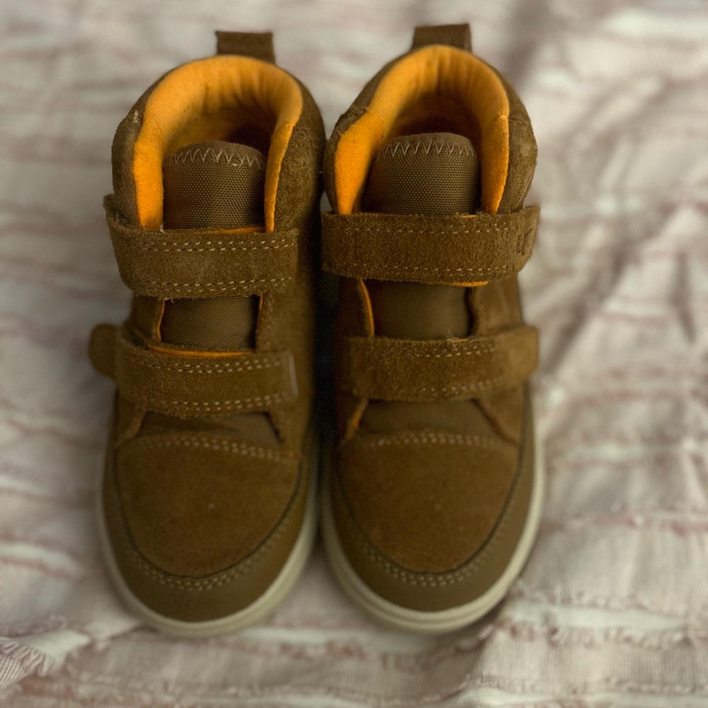 Ugg Rennon II Weather